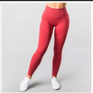 Alohalete Revival R6 Coral Red Small